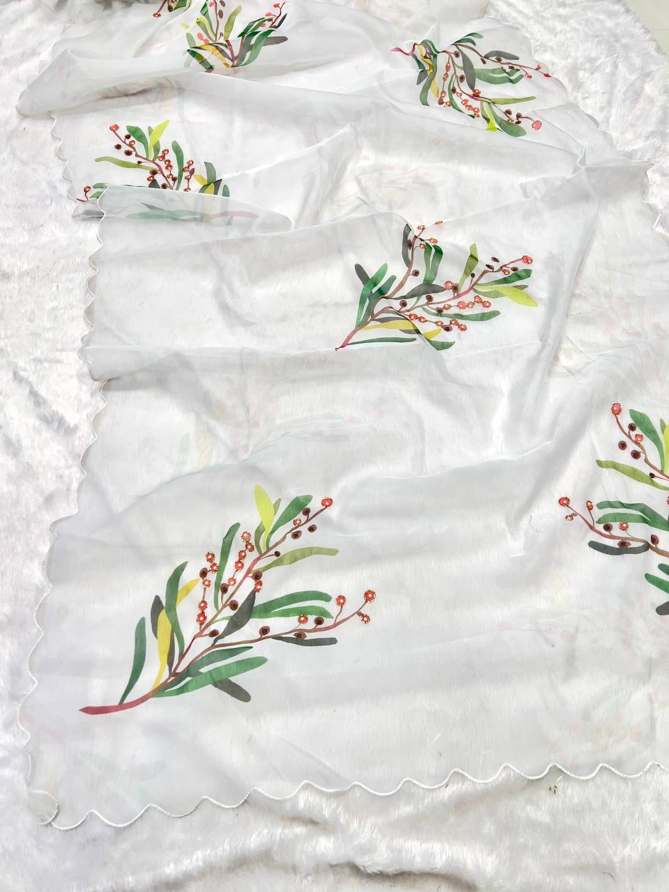 Soft Organza Digital Print Saree With Full Handwork And Border Stitched Silk Blouse