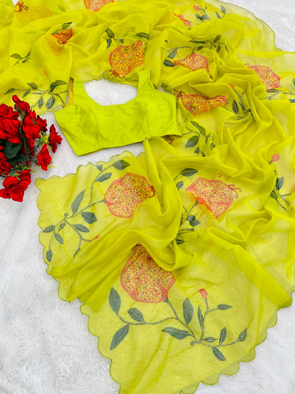Soft Organza Digital Print Saree With Full Handwork And Border Stitched Silk Blouse