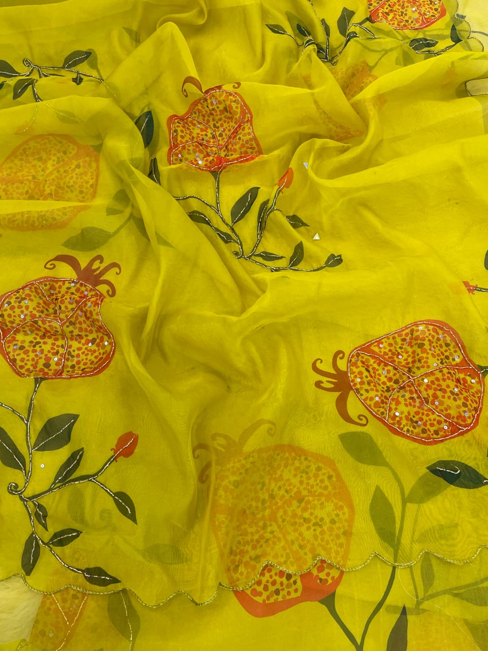 Soft Organza Digital Print Saree With Full Handwork And Border Stitched Silk Blouse