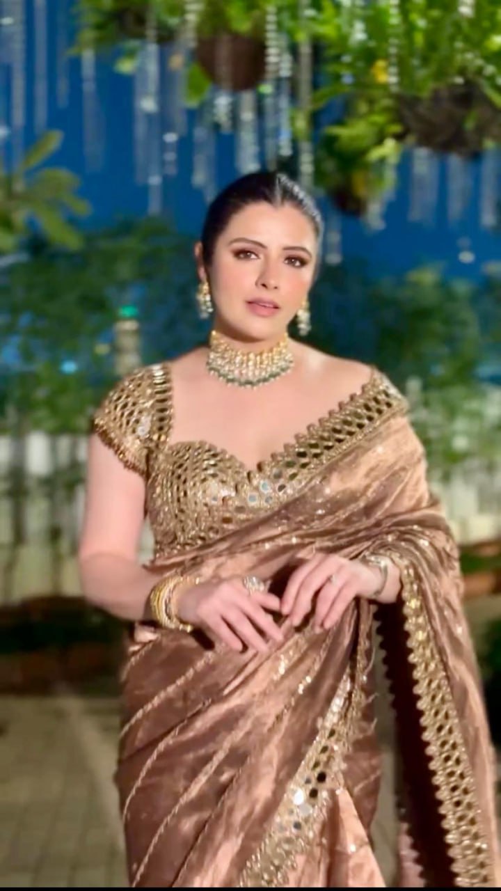 New Launching Bollywood Blockbuster Oringnal Mirror Design